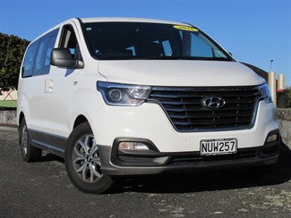 2021 Hyundai iMax - Thumbnail