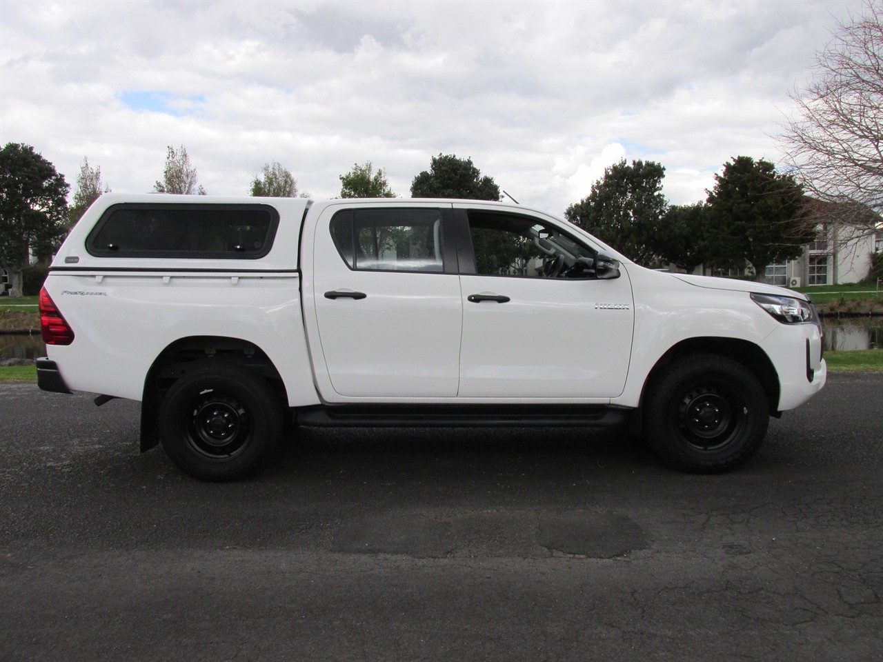 2022 Toyota Hilux