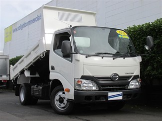 2018 Toyota Dyna - Thumbnail