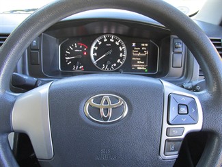 2020 Toyota Hiace - Thumbnail
