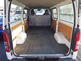 2020 Toyota Hiace - Thumbnail