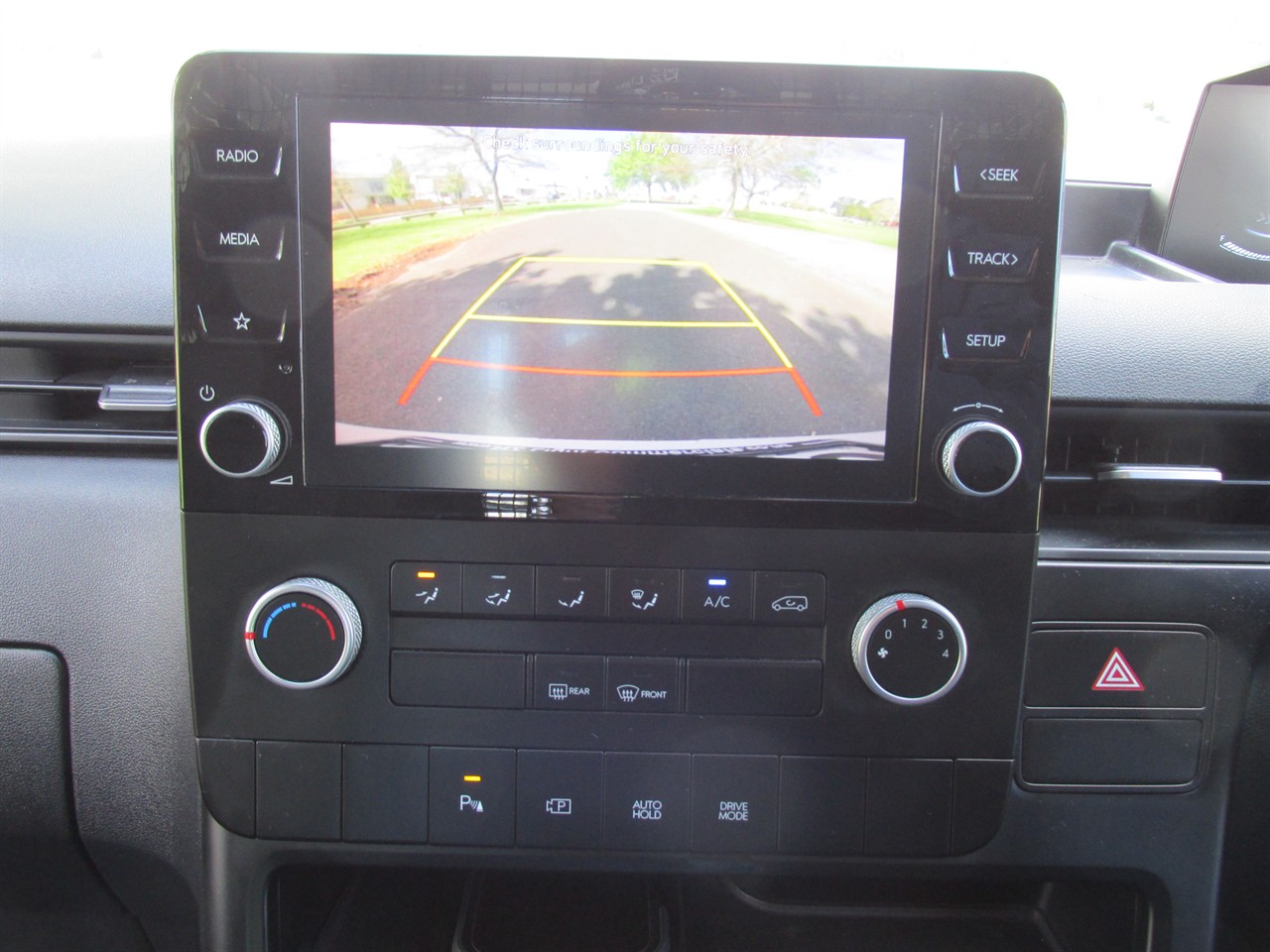 2022 Hyundai Staria