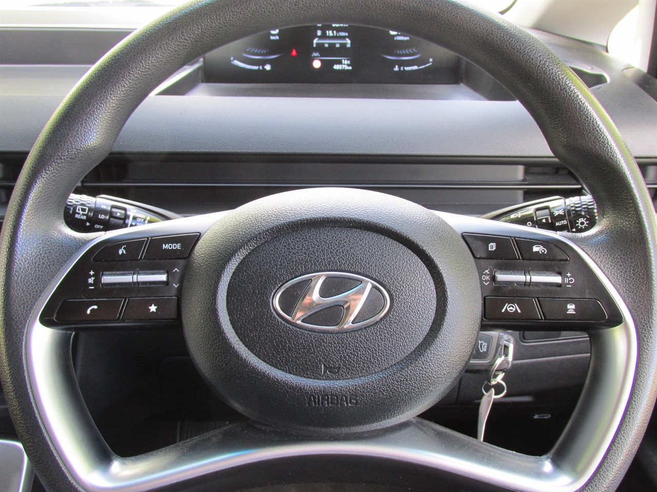 2022 Hyundai Staria
