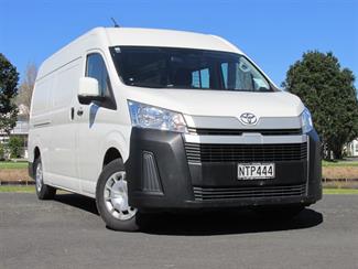 2021 Toyota Hiace - Thumbnail