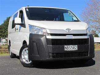 2020 Toyota Hiace - Thumbnail