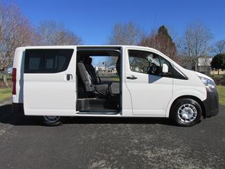 2020 Toyota Hiace - Thumbnail