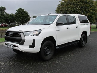 2020 Toyota Hilux - Thumbnail