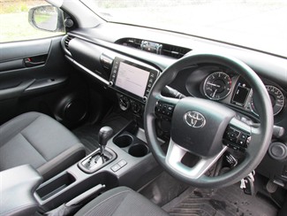 2020 Toyota Hilux - Thumbnail