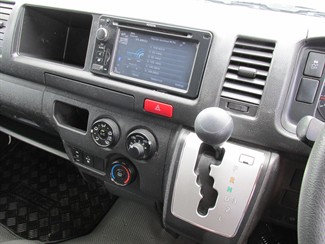 2017 Toyota Hiace - Thumbnail