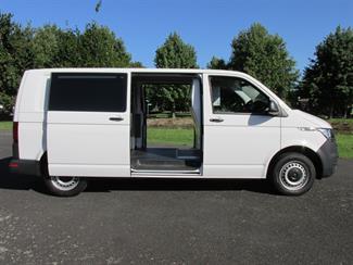 2020 Volkswagen Transporter - Thumbnail