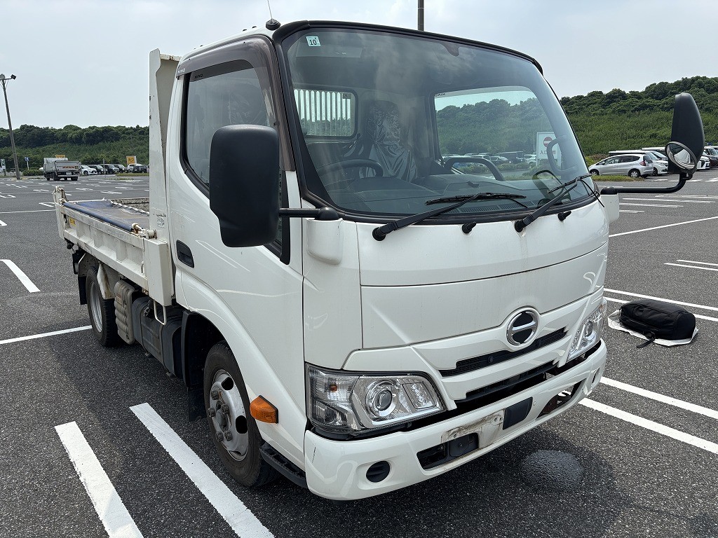 2019 Hino Dutro