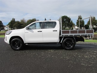 2021 Toyota Hilux - Thumbnail