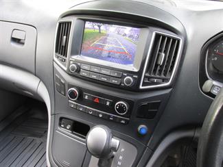 2021 Hyundai iLoad - Thumbnail