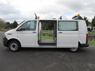 2020 Volkswagen Transporter - Thumbnail