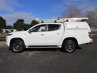 2021 Mitsubishi Triton - Thumbnail