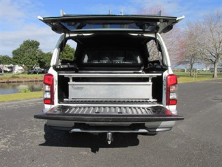 2021 Mitsubishi Triton - Thumbnail