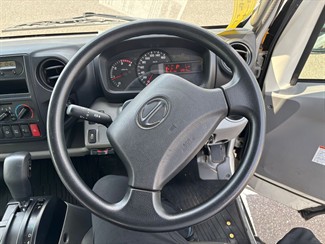 2018 Hino Dutro - Thumbnail