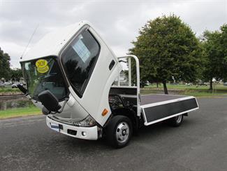 2020 Hino Dutro - Thumbnail