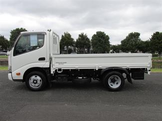 2020 Hino Dutro - Thumbnail