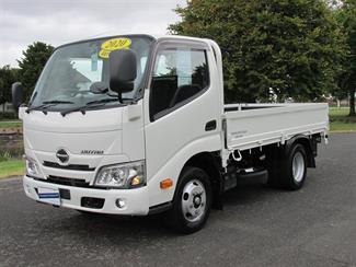 2020 Hino Dutro - Thumbnail