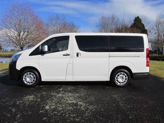 2021 Toyota Hiace - Thumbnail