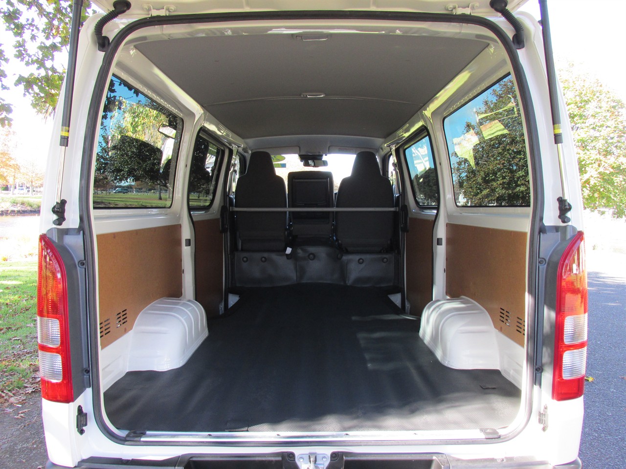 2022 Toyota Hiace