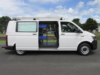 2019 Volkswagen Transporter - Thumbnail