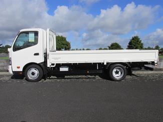 2018 Toyota Dyna - Thumbnail