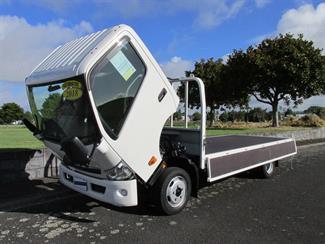 2018 Toyota Dyna - Thumbnail