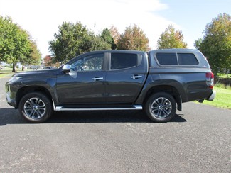 2022 Mitsubishi Triton - Thumbnail