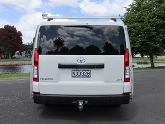 2020 Toyota Hiace - Thumbnail