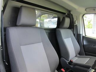 2020 Toyota Hiace - Thumbnail