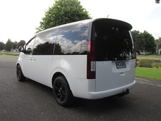 2022 Hyundai Staria - Thumbnail