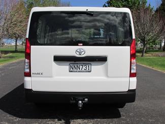 2021 Toyota Hiace - Thumbnail
