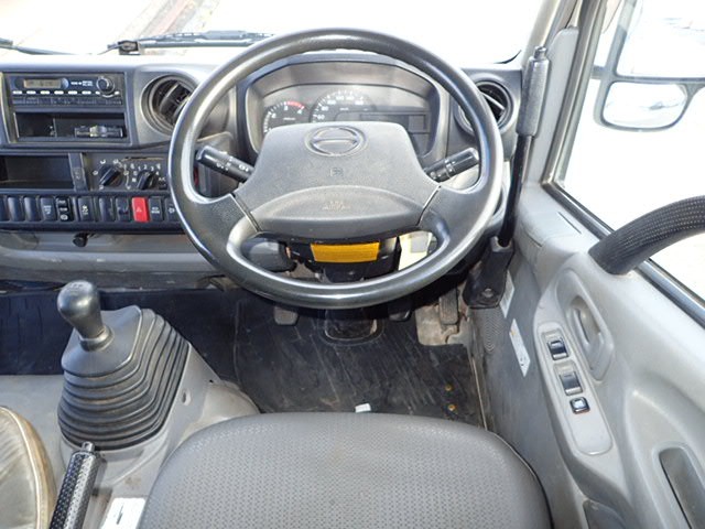 2017 Hino Dutro