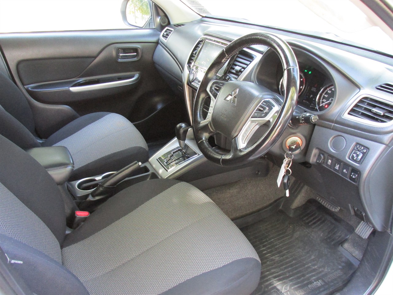 2022 Mitsubishi Triton