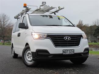 2021 Hyundai iLoad - Thumbnail