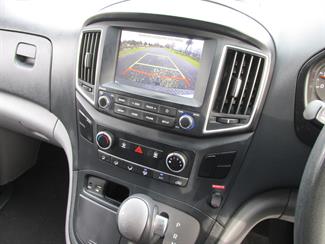 2021 Hyundai iLoad - Thumbnail