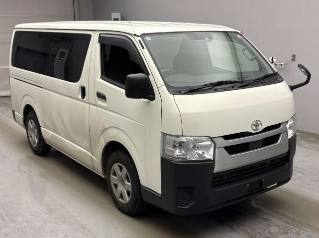 2022 Toyota Hiace