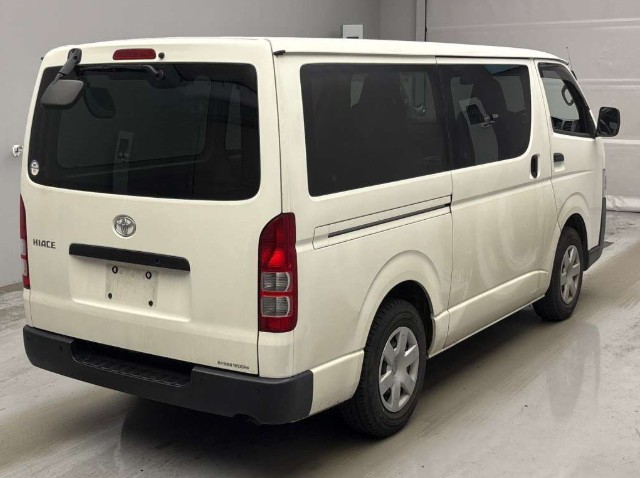 2022 Toyota Hiace