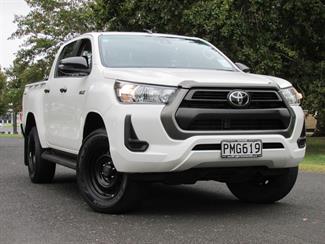 2022 Toyota Hilux - Thumbnail