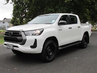 2022 Toyota Hilux - Thumbnail