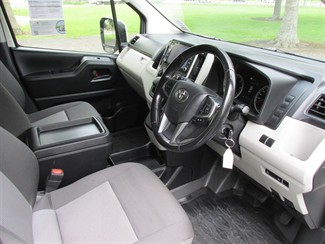 2021 Toyota Hiace - Thumbnail