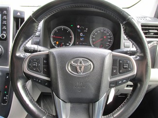 2021 Toyota Hiace - Thumbnail