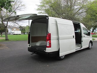 2021 Toyota Hiace - Thumbnail