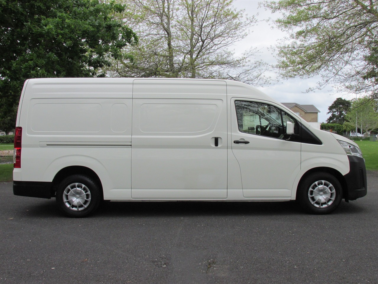 2021 Toyota Hiace