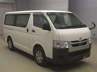 2021 Toyota Hiace - Thumbnail