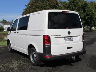 2022 Volkswagen Transporter - Thumbnail