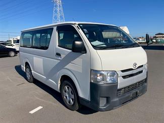 2019 Toyota Hiace - Thumbnail
