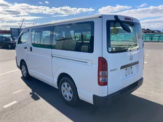 2019 Toyota Hiace - Thumbnail